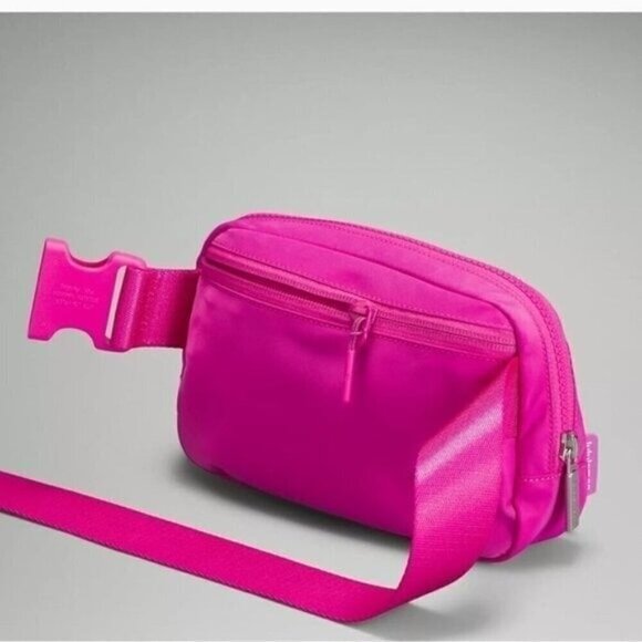 NWT Sonic Pink Lululemon Everywhere Belt bag 1L original size bright pink - Picture 5 of 9